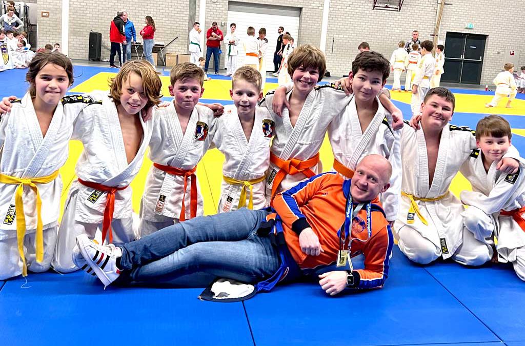 15 JEUGDJUDOKAS SUCCESVOL IN TILBURG